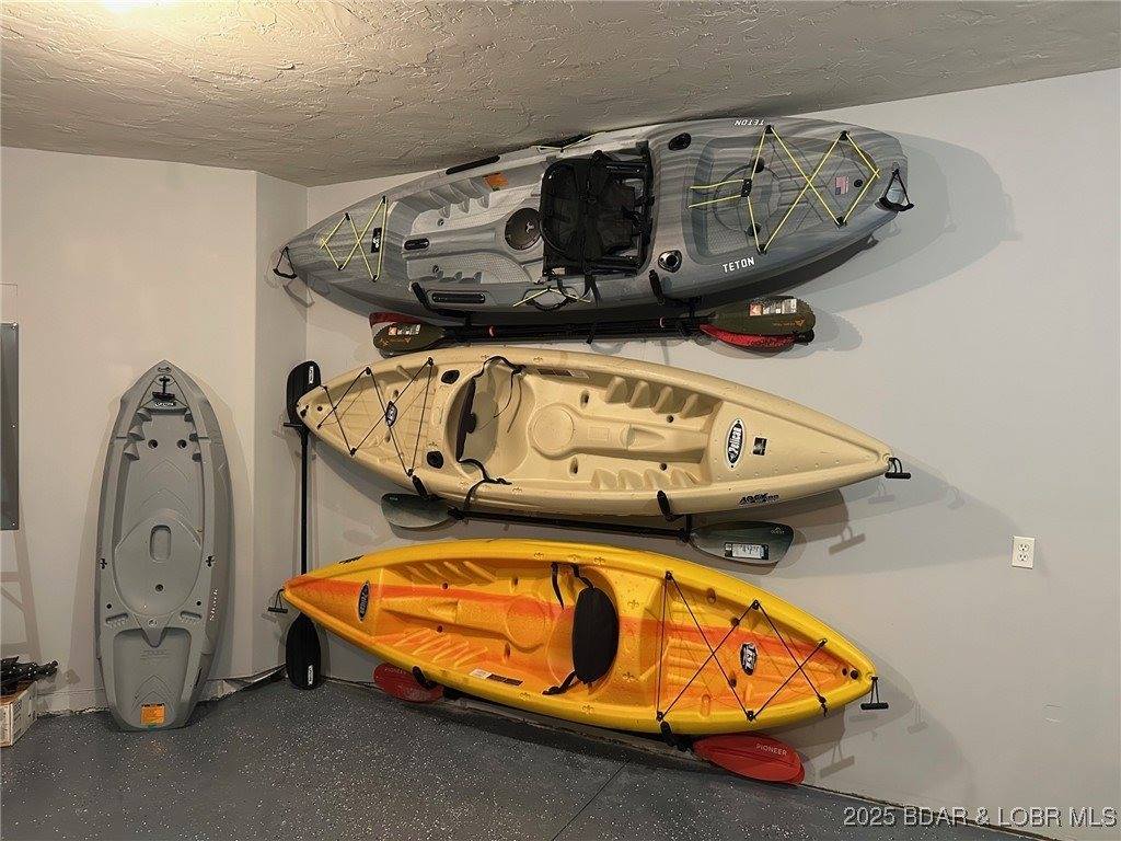 50 Go Ye Ranch Road, Brumley, MO 65017