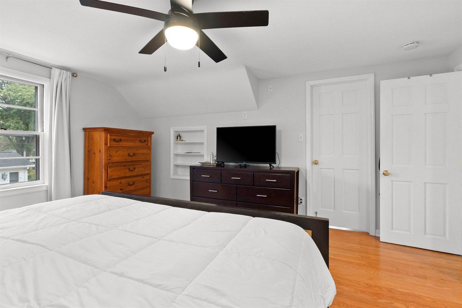 156 Custer Court, Green Bay, WI 54301