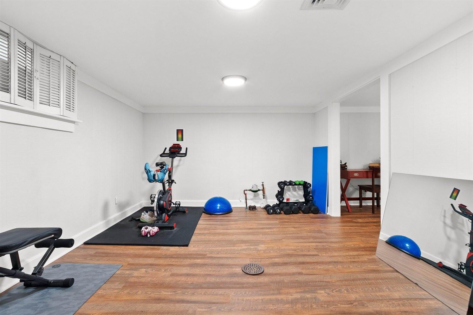 156 Custer Court, Green Bay, WI 54301