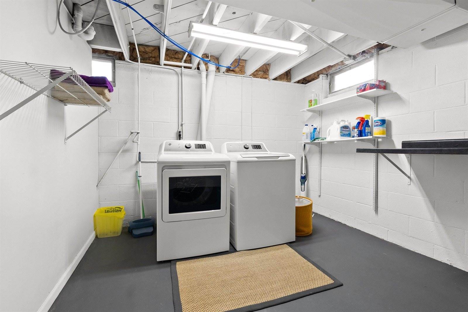 156 Custer Court, Green Bay, WI 54301