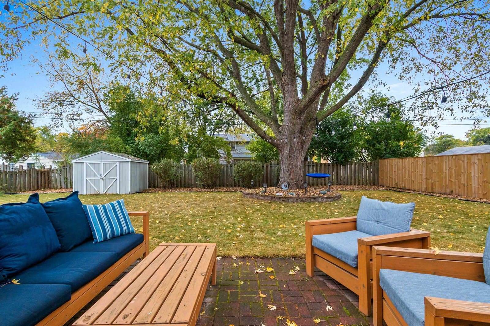 156 Custer Court, Green Bay, WI 54301