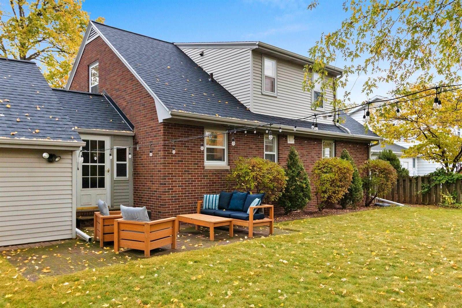 156 Custer Court, Green Bay, WI 54301