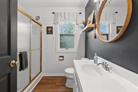 156 Custer Court, Green Bay, WI 54301