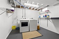 156 Custer Court, Green Bay, WI 54301