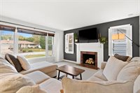 156 Custer Court, Green Bay, WI 54301