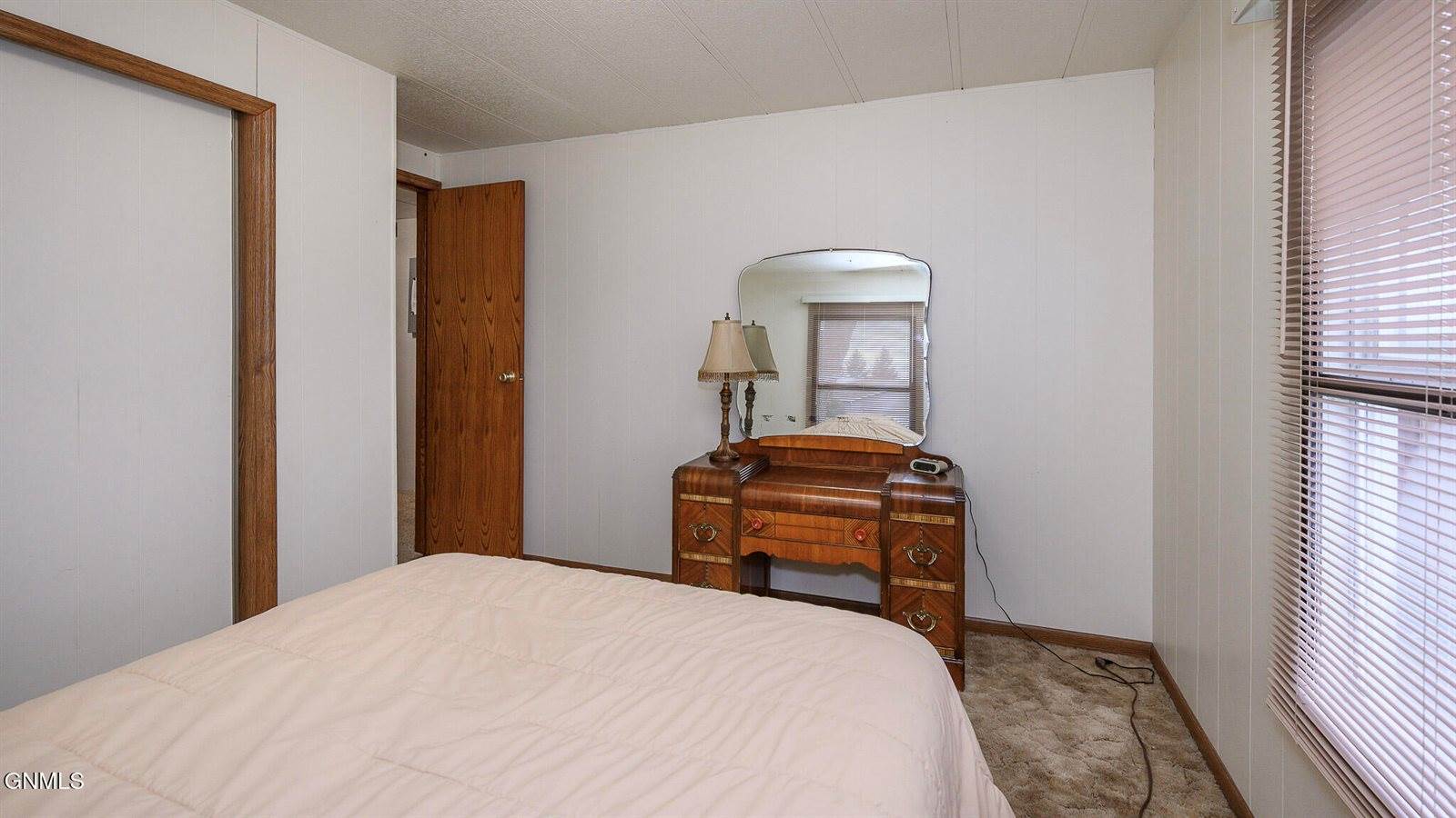 1232 Custer Drive, Washburn, ND 58577