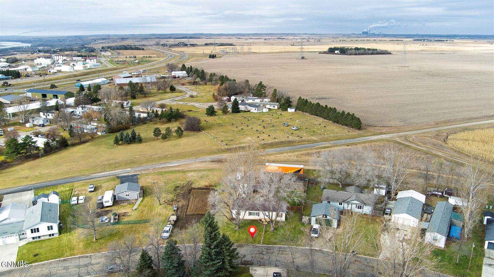 1232 Custer Drive, Washburn, ND 58577