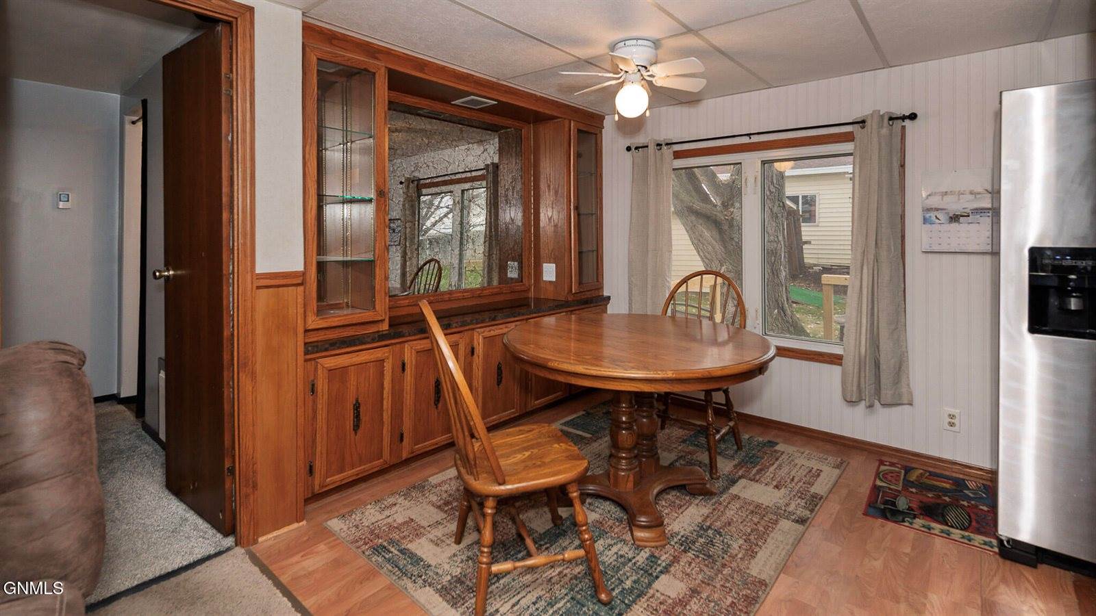 1232 Custer Drive, Washburn, ND 58577