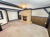 802 15th Ave W, Williston, ND 58801