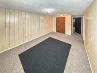 802 15th Ave W, Williston, ND 58801