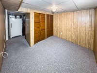 802 15th Ave W, Williston, ND 58801