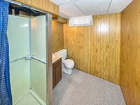 802 15th Ave W, Williston, ND 58801