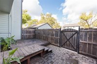 374 Gate Way, Santa Rosa, CA 95401
