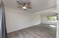 374 Gate Way, Santa Rosa, CA 95401