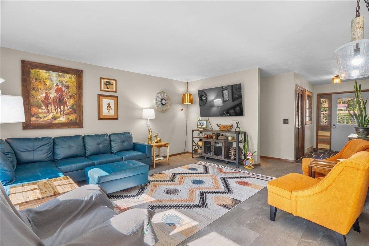 1132 W Ridge Road, Marshfield, WI 54449