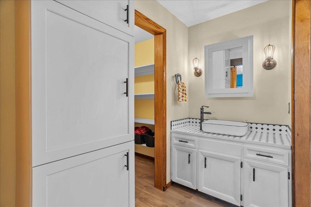 1132 W Ridge Road, Marshfield, WI 54449