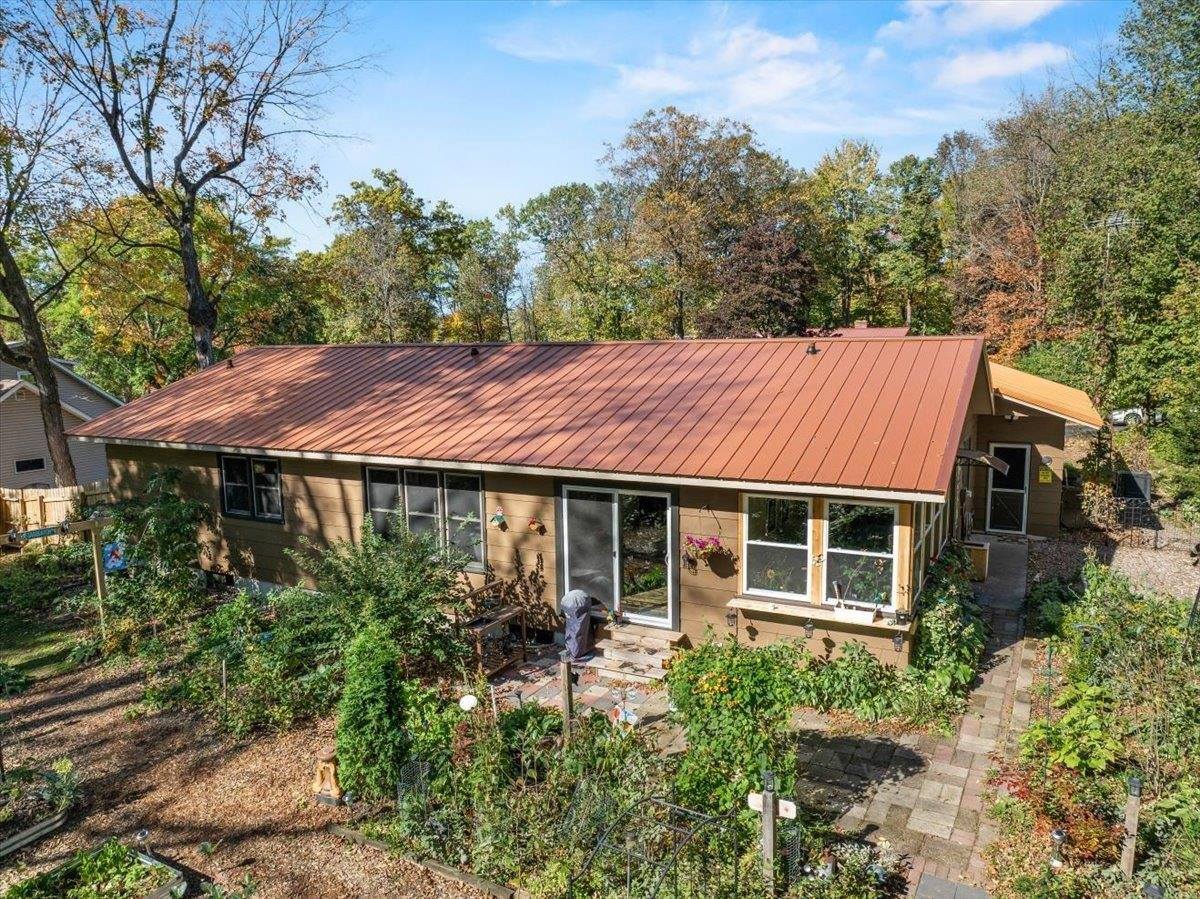 1132 W Ridge Road, Marshfield, WI 54449