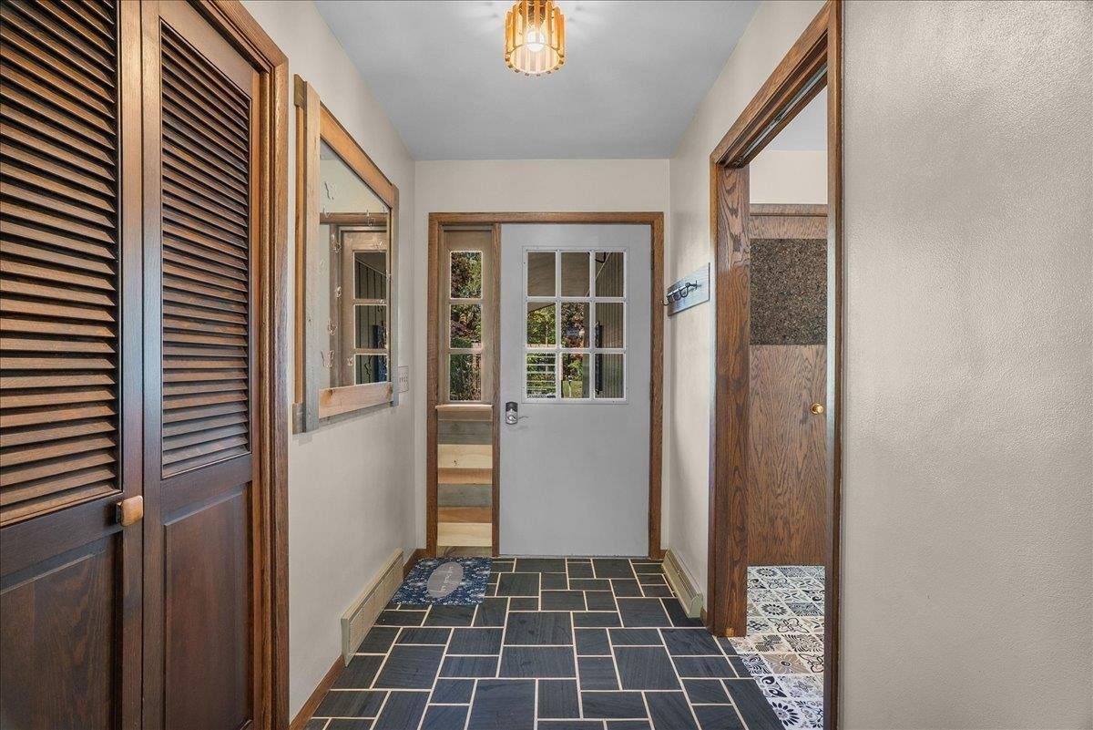 1132 W Ridge Road, Marshfield, WI 54449