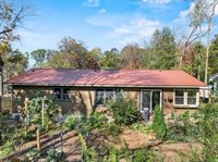 1132 W Ridge Road, Marshfield, WI 54449