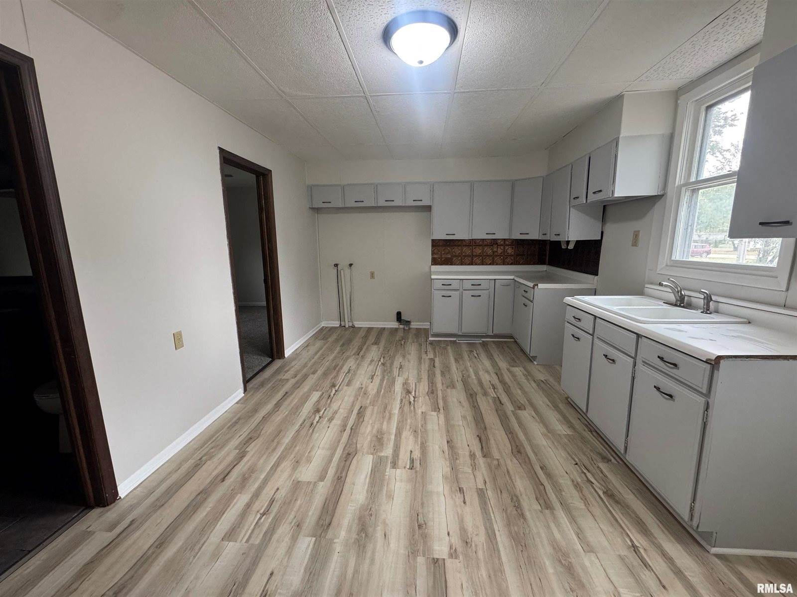 620 North D Street, Monmouth, IL 61462