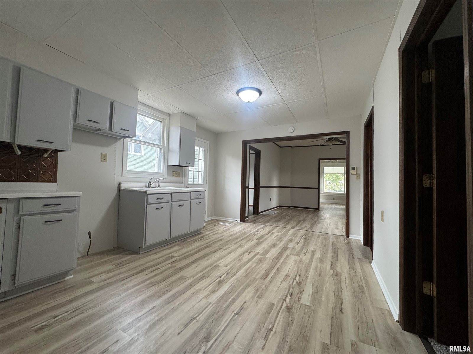 620 North D Street, Monmouth, IL 61462