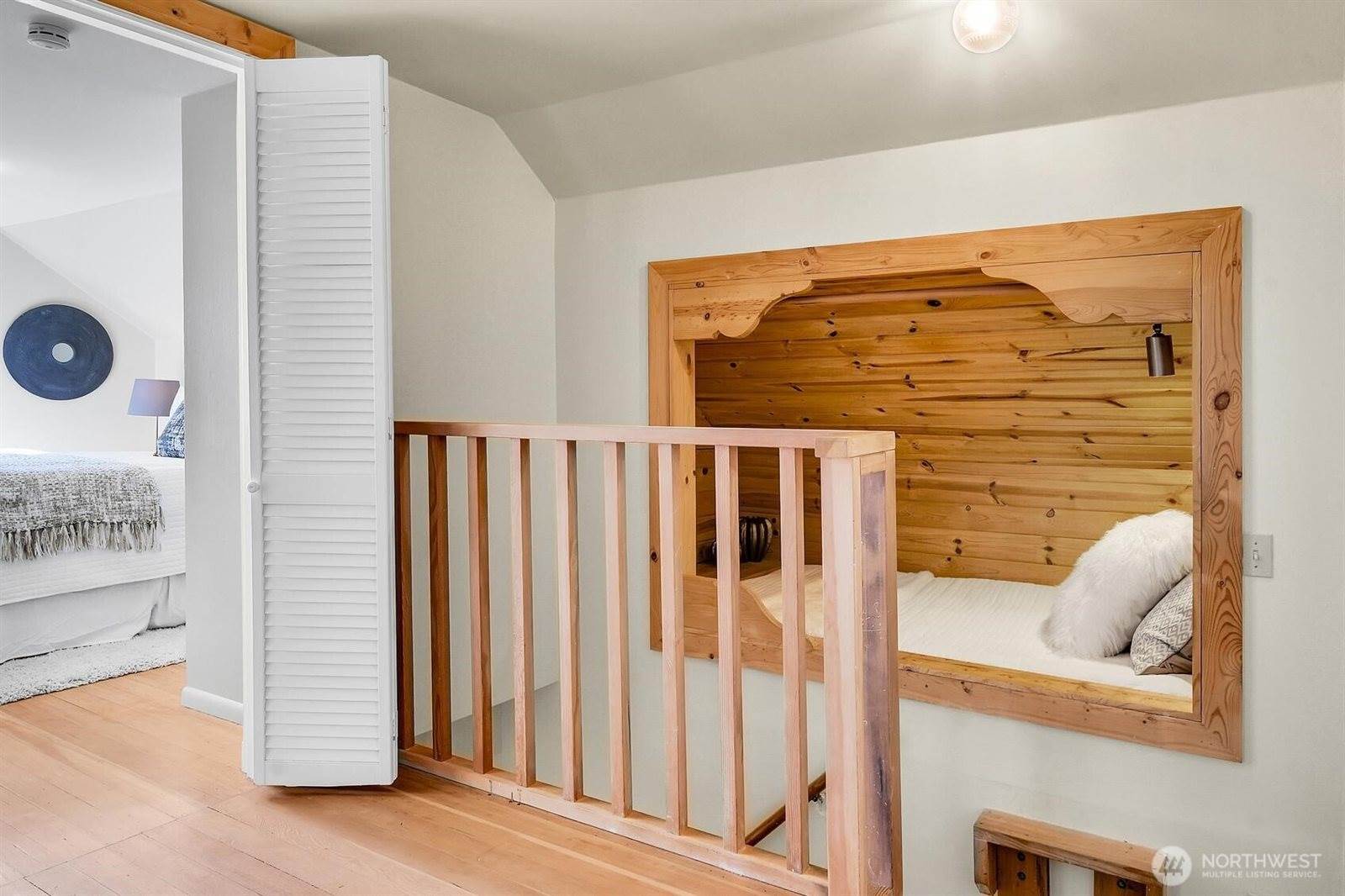 5608 34th Avenue NW, Seattle, WA 98107