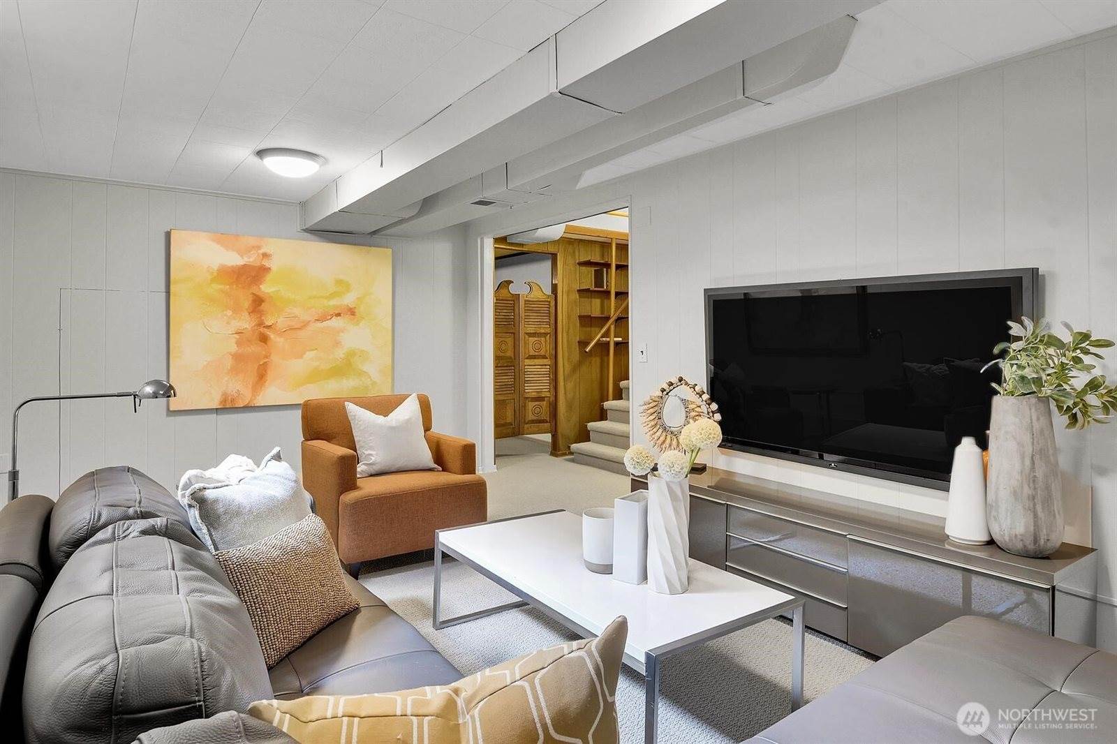 5608 34th Avenue NW, Seattle, WA 98107