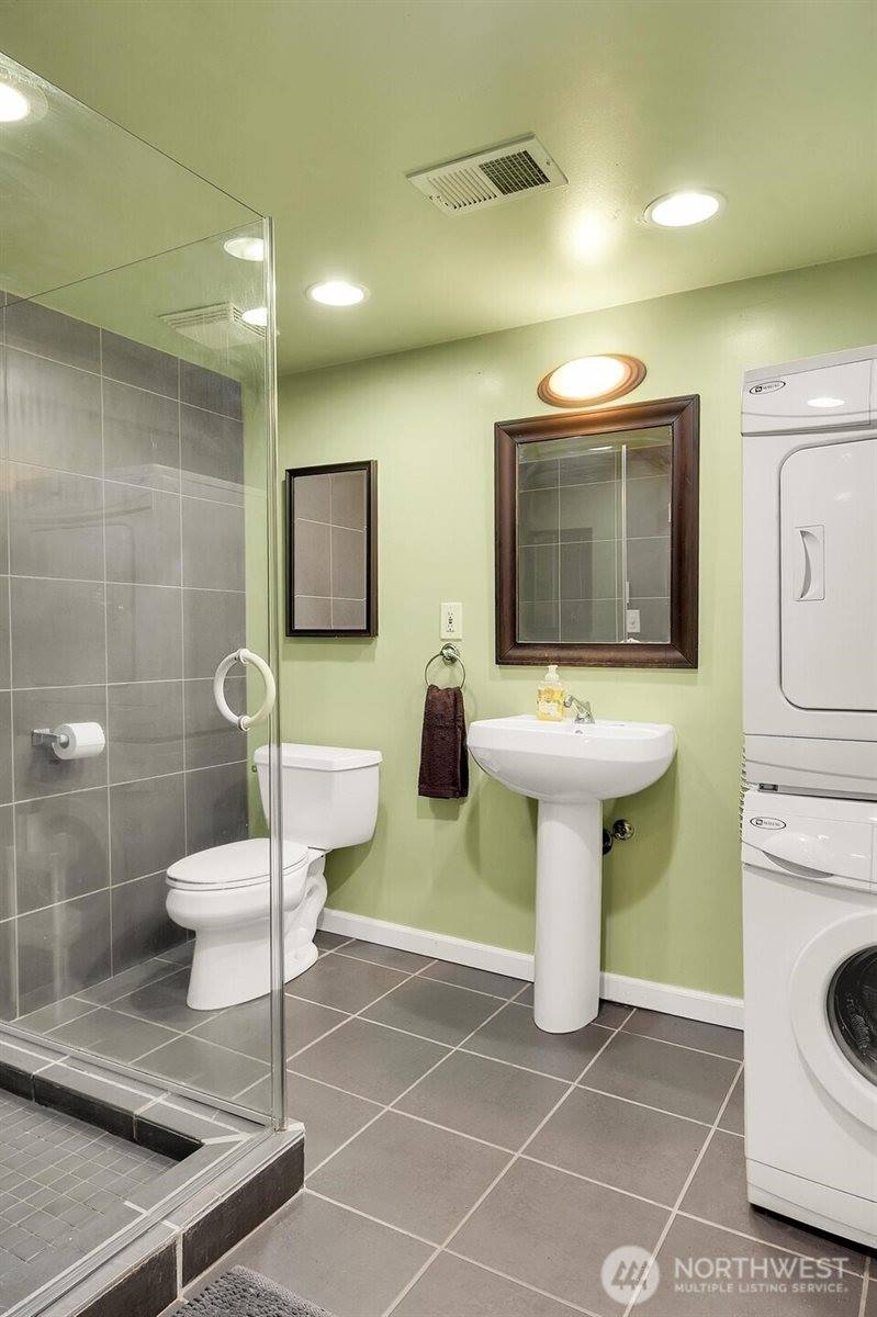 5608 34th Avenue NW, Seattle, WA 98107