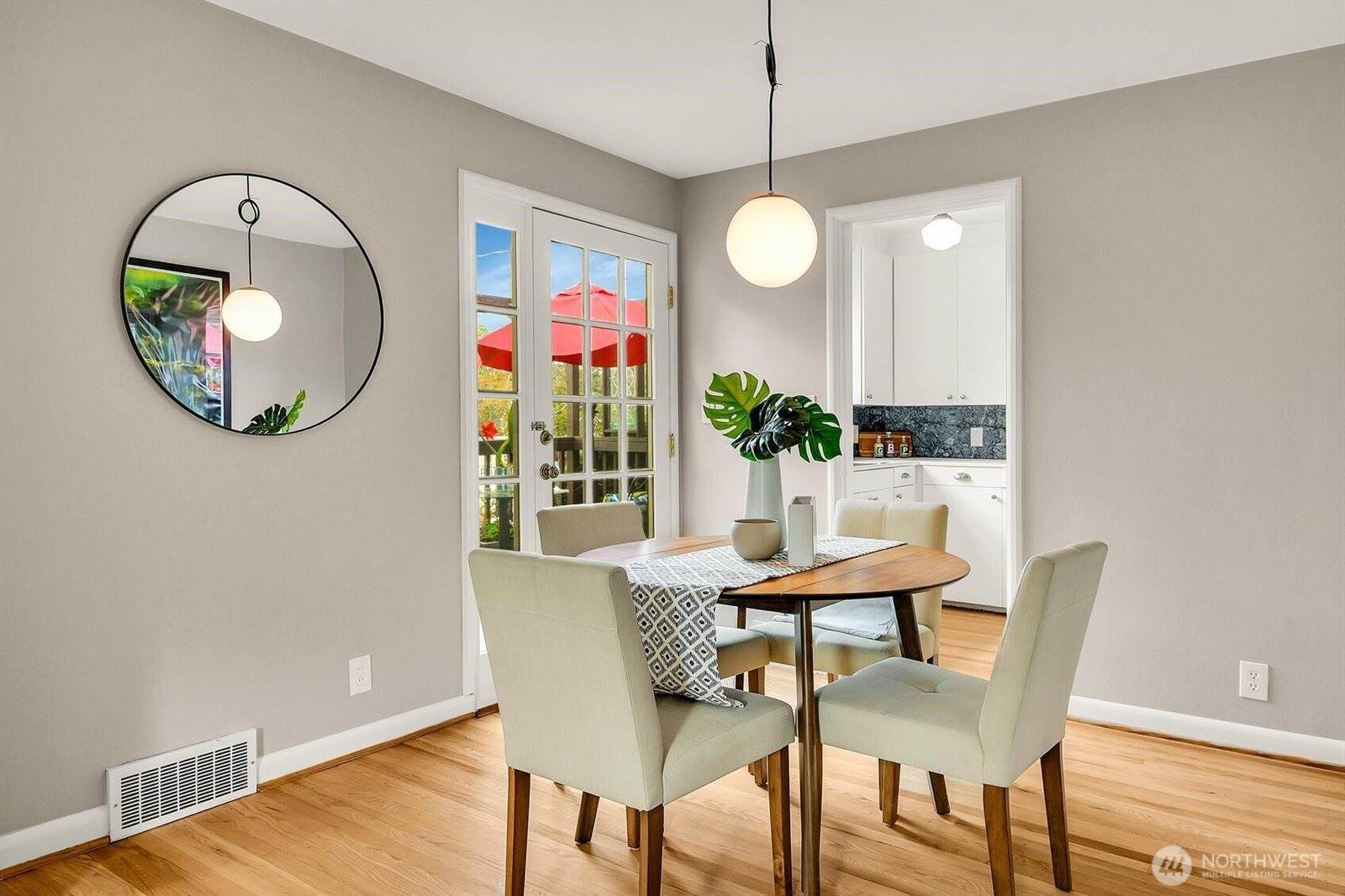 5608 34th Avenue NW, Seattle, WA 98107