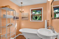 5608 34th Avenue NW, Seattle, WA 98107