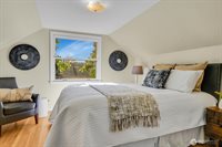 5608 34th Avenue NW, Seattle, WA 98107