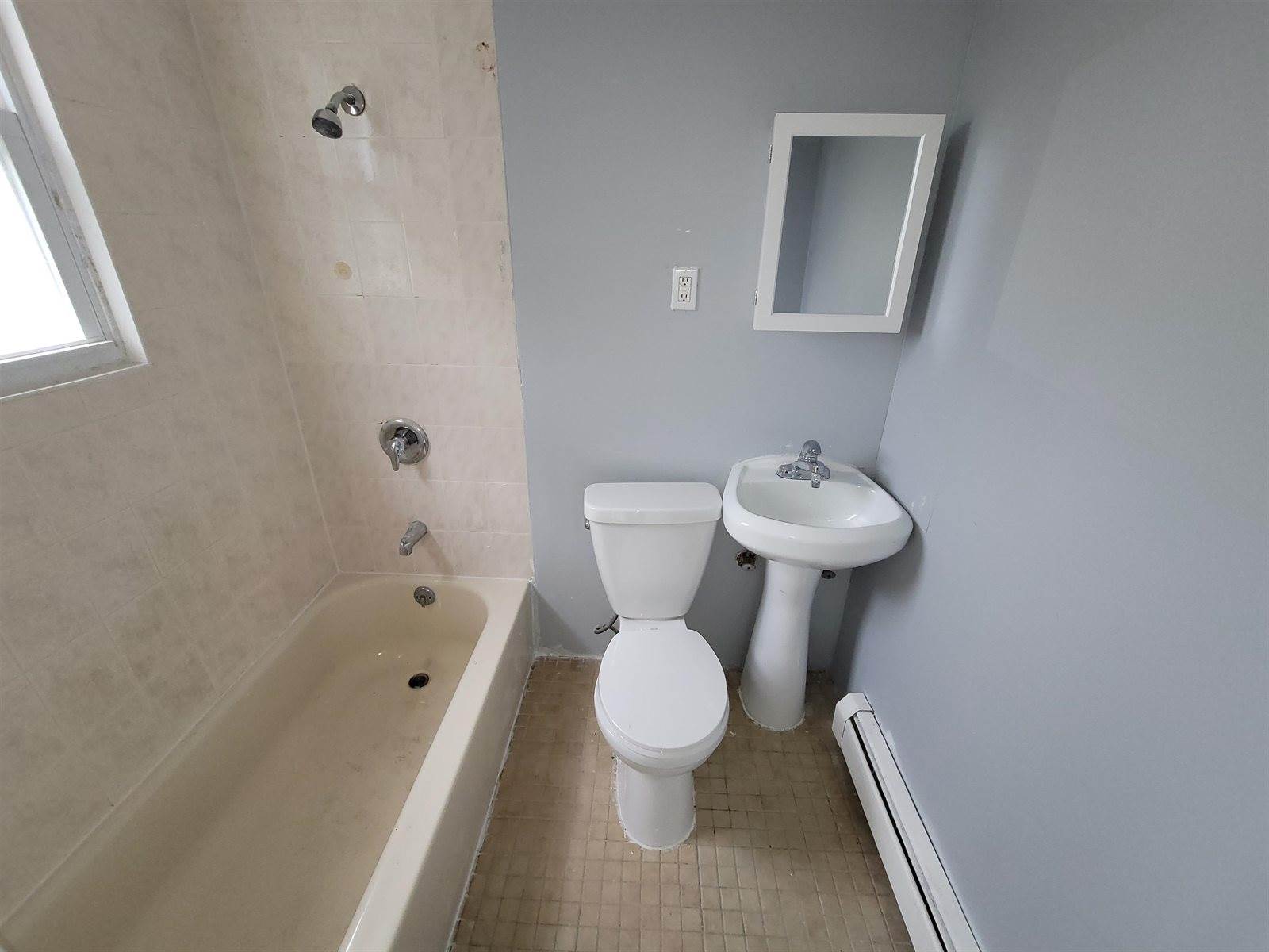 1700 John F Kennedy Blvd, JC, Greenville, NJ 07305