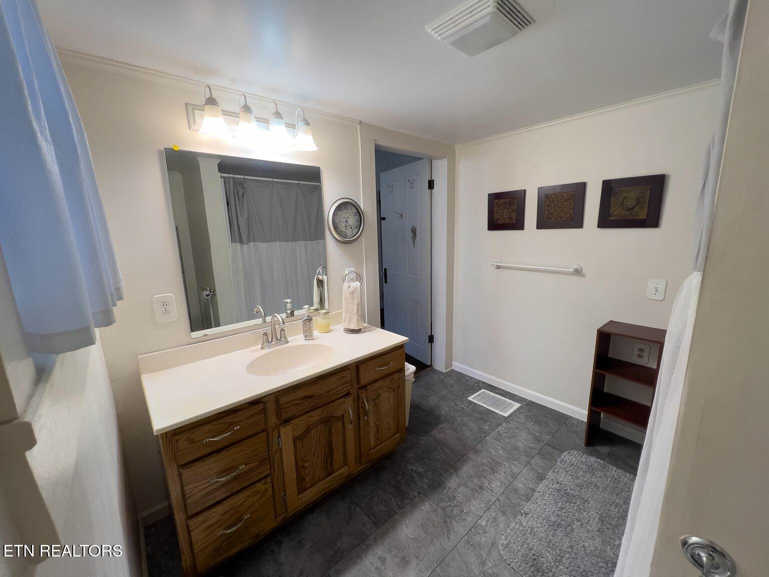 503 Mayes Ave, Sweetwater, TN 37874