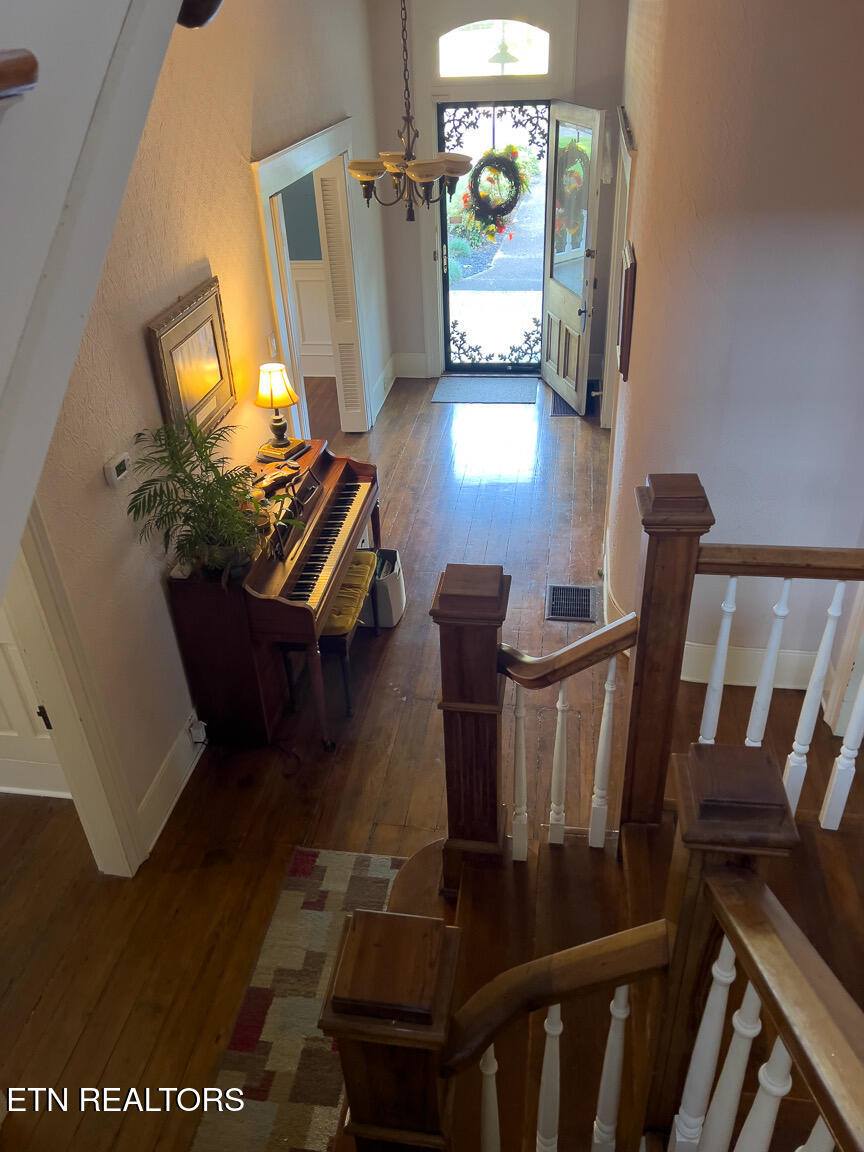 503 Mayes Ave, Sweetwater, TN 37874