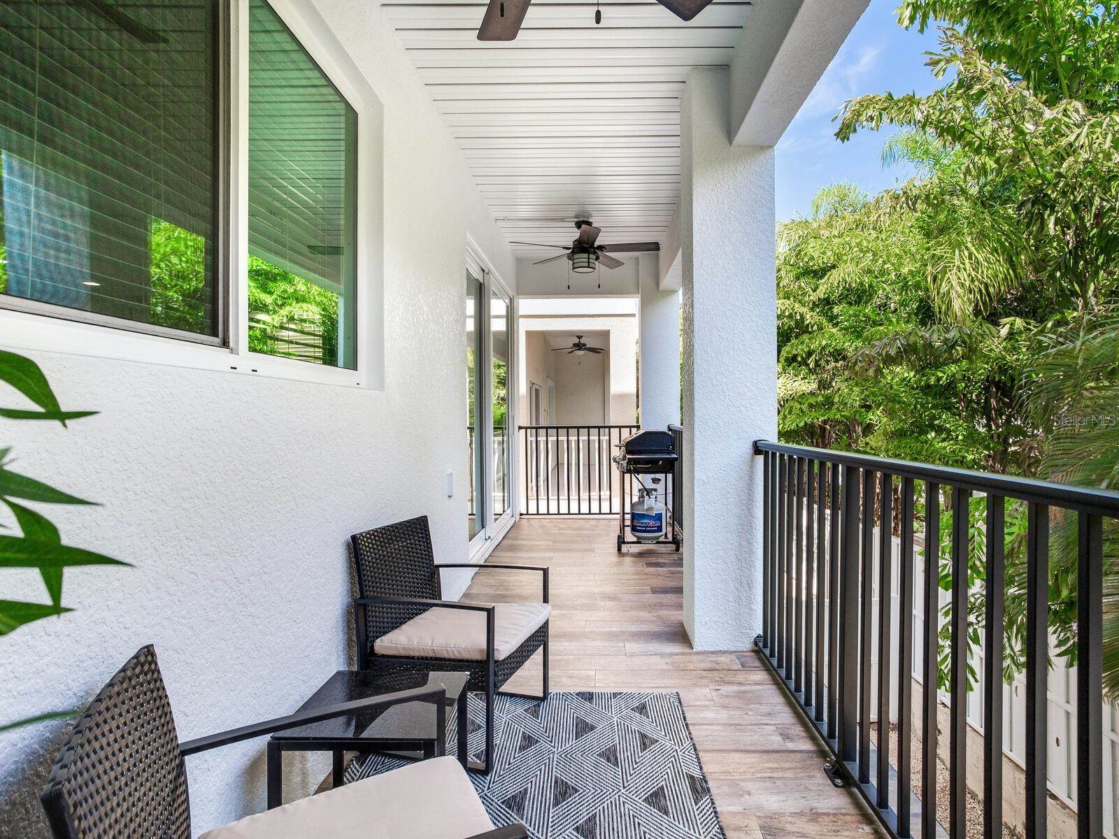 156 175TH Avenue East, Redington Shores, FL 33708