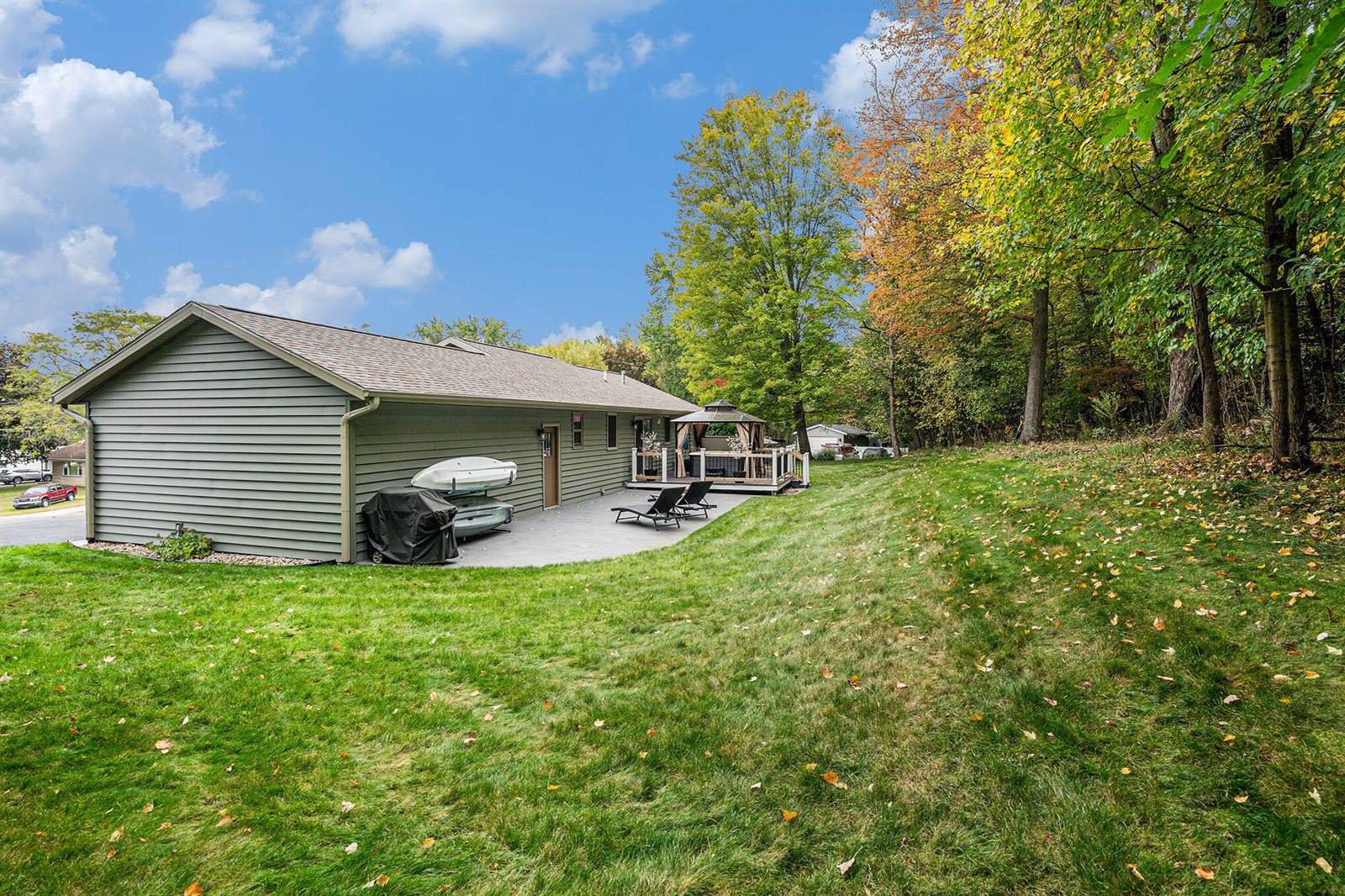 300 Pinehill Drive, Galesburg, MI 49053