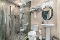 300 Pinehill Drive, Galesburg, MI 49053