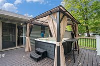 300 Pinehill Drive, Galesburg, MI 49053