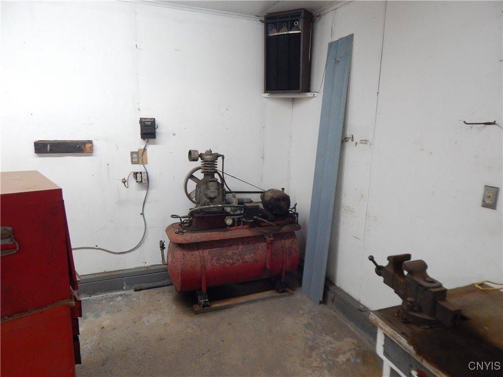 6133 Griffin Drive, Cicero, NY 13039