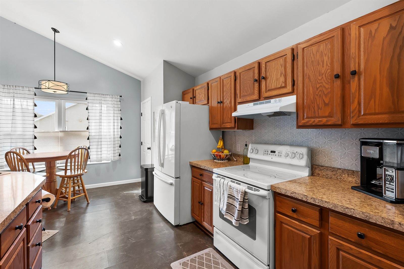 6956 Country Meadows Drive, Kalamazoo, MI 49048