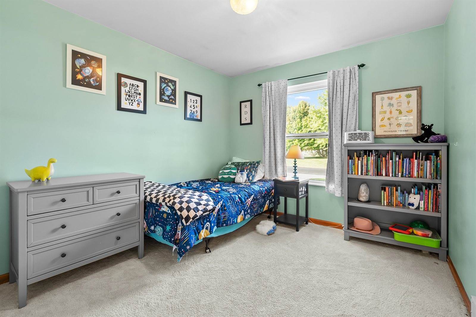 6956 Country Meadows Drive, Kalamazoo, MI 49048