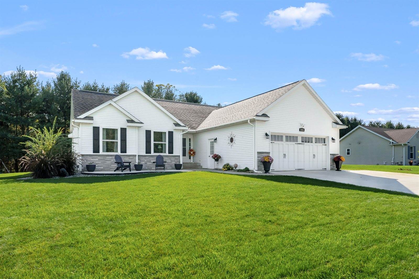 6956 Country Meadows Drive, Kalamazoo, MI 49048