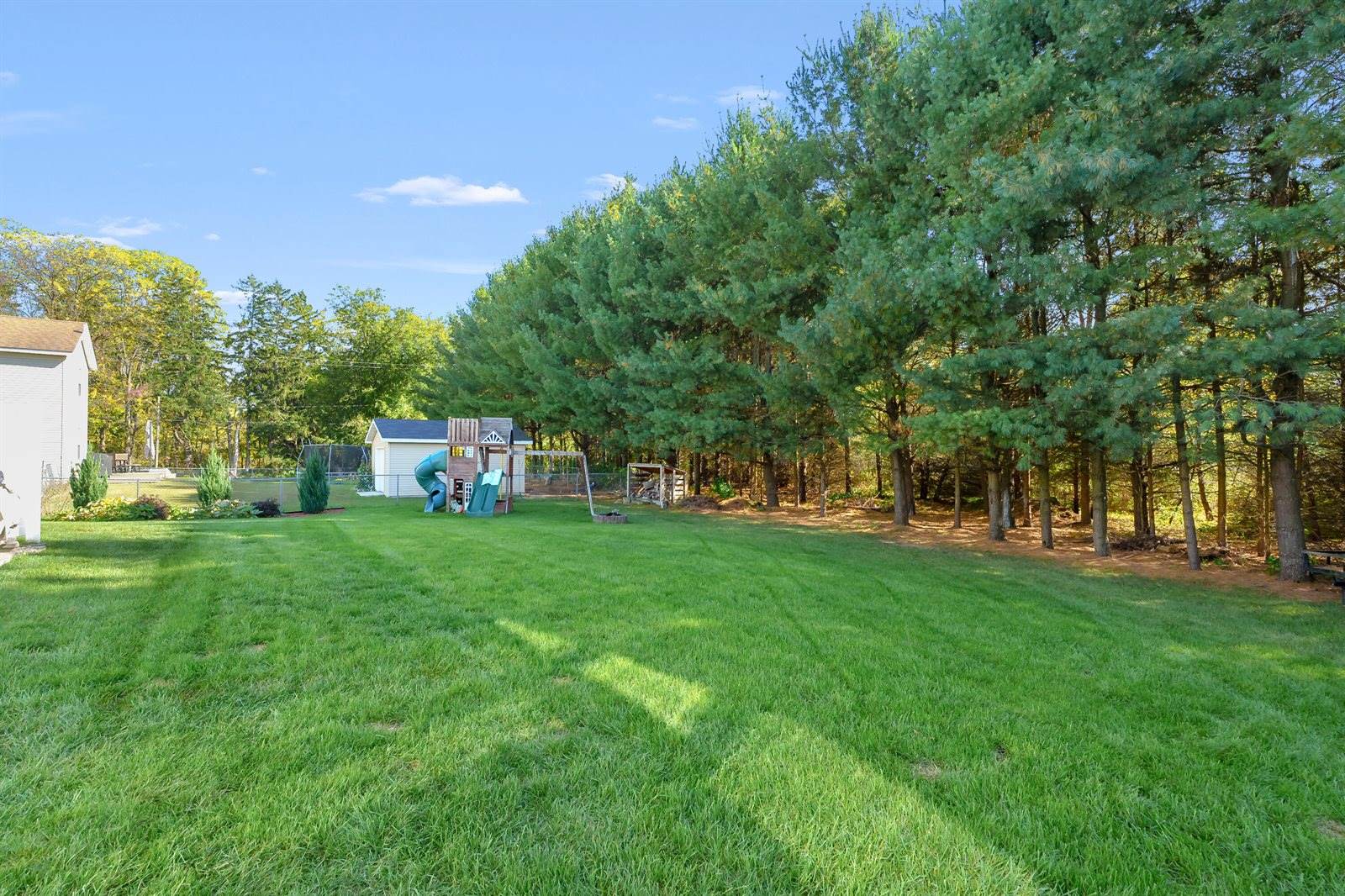 6956 Country Meadows Drive, Kalamazoo, MI 49048