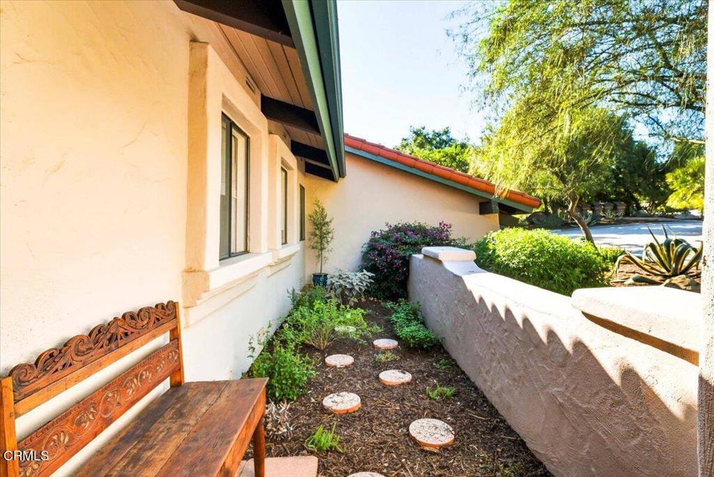 515 Del Oro Drive, Ojai, CA 93023