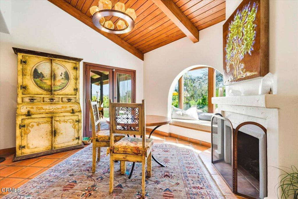515 Del Oro Drive, Ojai, CA 93023