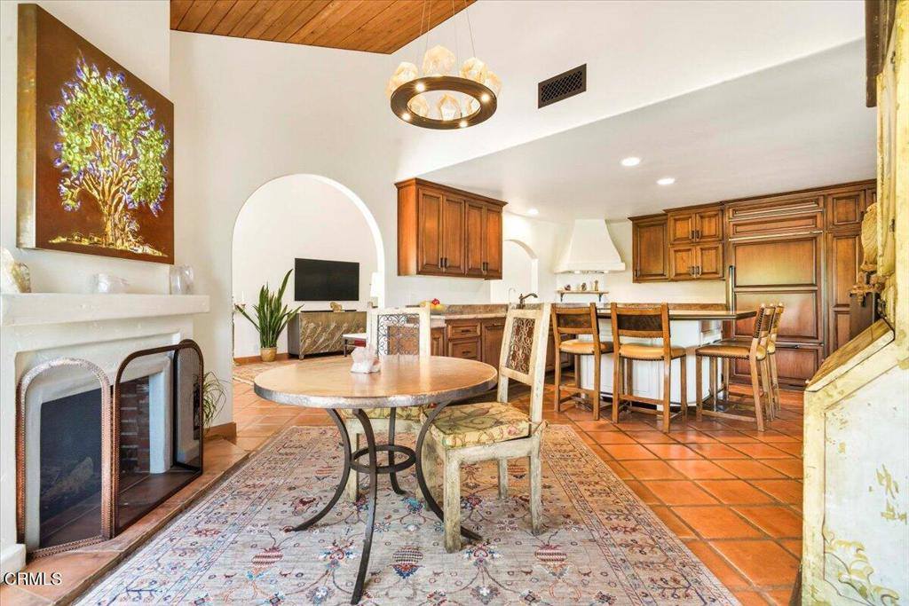 515 Del Oro Drive, Ojai, CA 93023