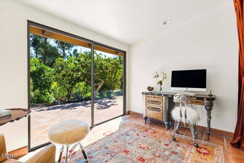 515 Del Oro Drive, Ojai, CA 93023