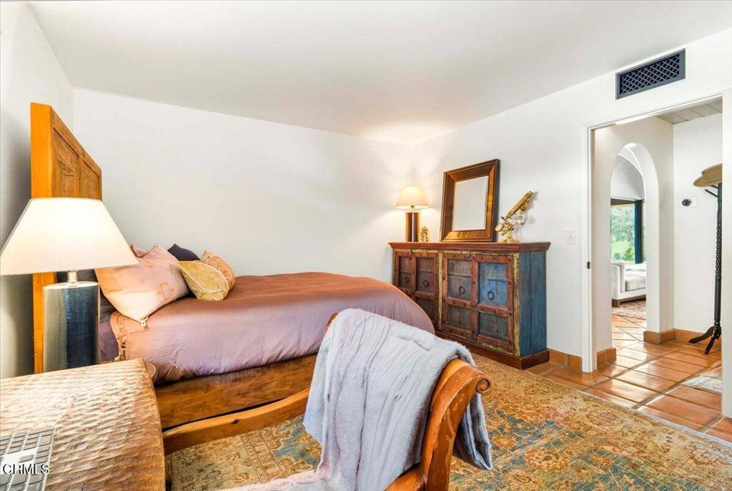 515 Del Oro Drive, Ojai, CA 93023