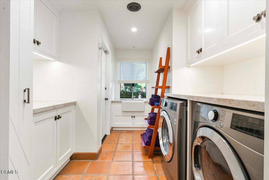 515 Del Oro Drive, Ojai, CA 93023