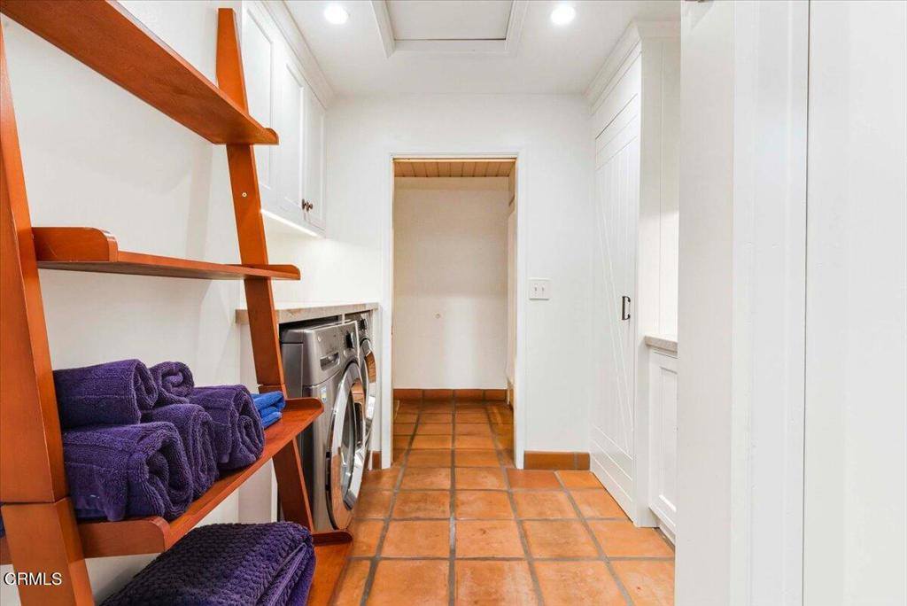 515 Del Oro Drive, Ojai, CA 93023